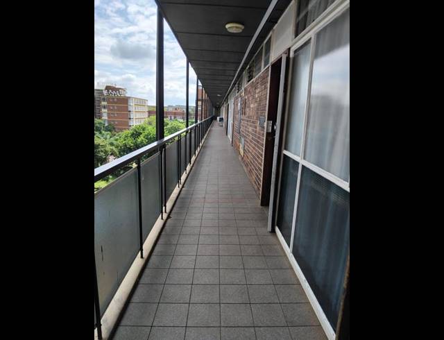 2 BEDROOM APARTMENT FOR SALE IN MUCKLENEUK